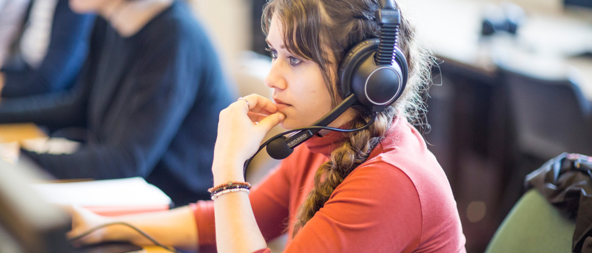 female student using a pc