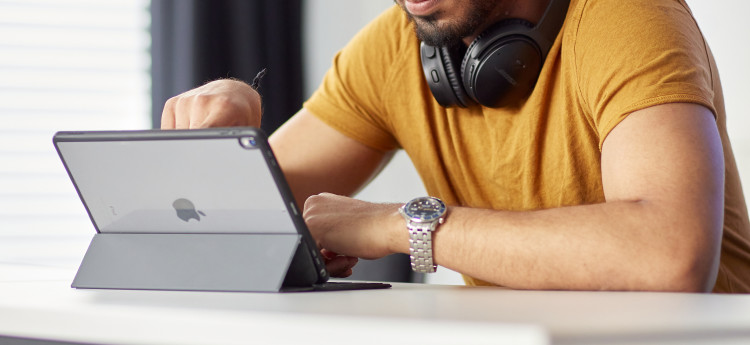 student at laptop